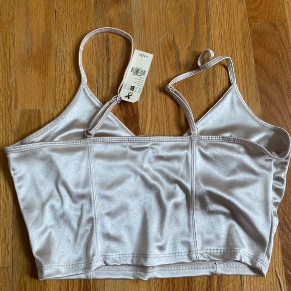 Garage silk crop top brand new size medium - Picture 2 of 2